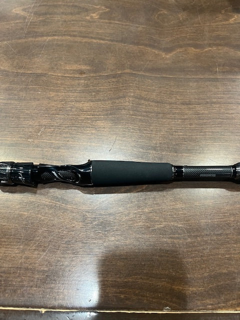 Megabass Levante F4.5-70LV Casting Rod (Blemish)